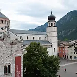 Il Nettuno Stile Rustico In Centro Citta * Trento