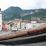 Lejlighed Il Nettuno Stile Rustico In Centro Citta *