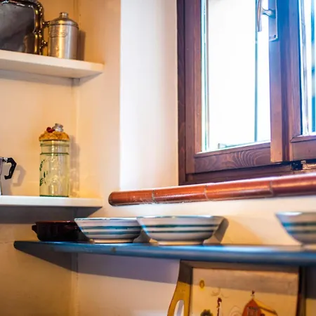 شقة Il Nettuno Stile Rustico In Centro Citta ترينتو