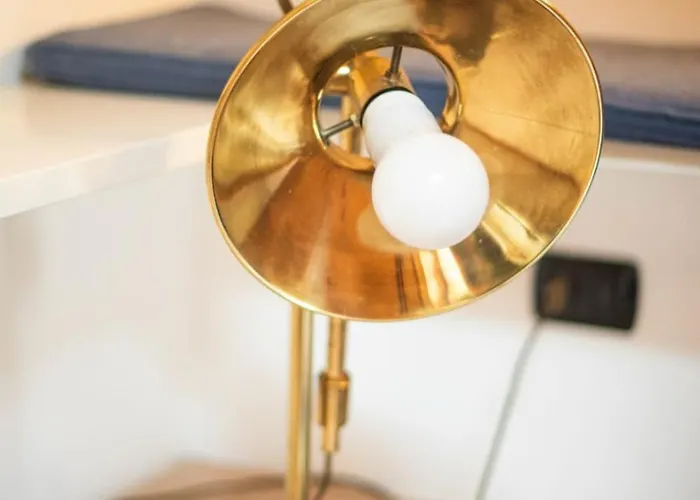 Il Nettuno Stile Rustico In Centro Citta Trydent