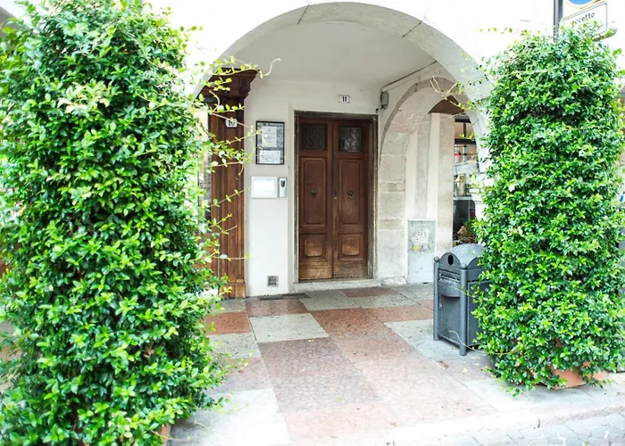 Il Nettuno Stile Rustico In Centro